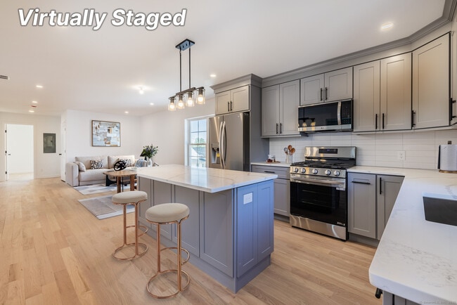 Foto del edificio - 330 Pleasantview Ave