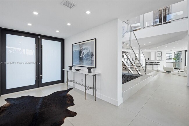 Building Photo - 7720 Miami View Dr