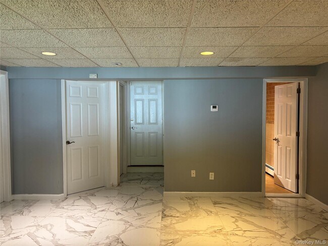 Building Photo - 275 Evergreen Ave