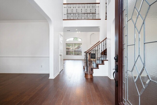 Foto del edificio - 15119 Shady Gate Ct