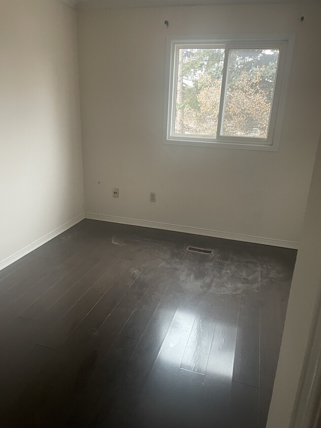 Primary Photo - 279 Woodfield Rd