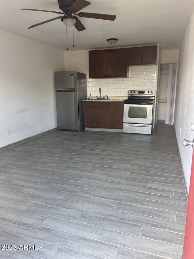 104 W Roosevelt St Unit 3, Buckeye, AZ 85326 Room for Rent in Buckeye