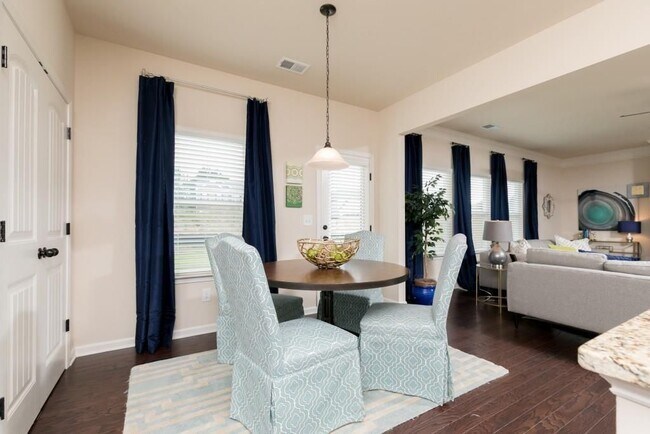 Foto del edificio - 1856 Hanover W Dr