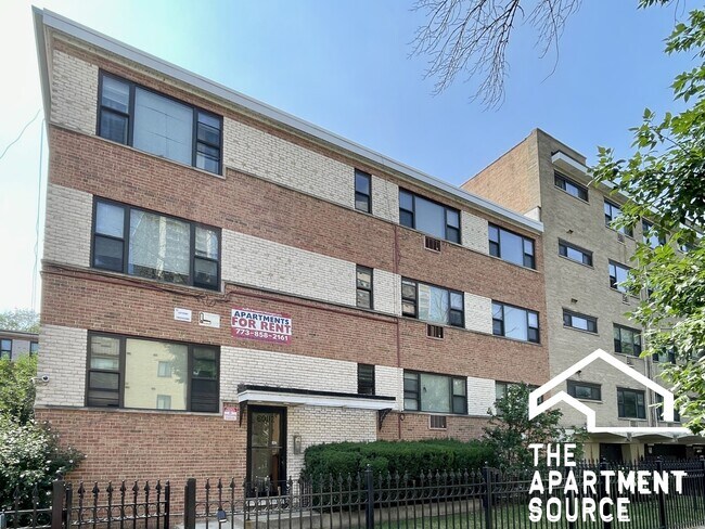 Foto del edificio - 6002 N Kenmore Ave