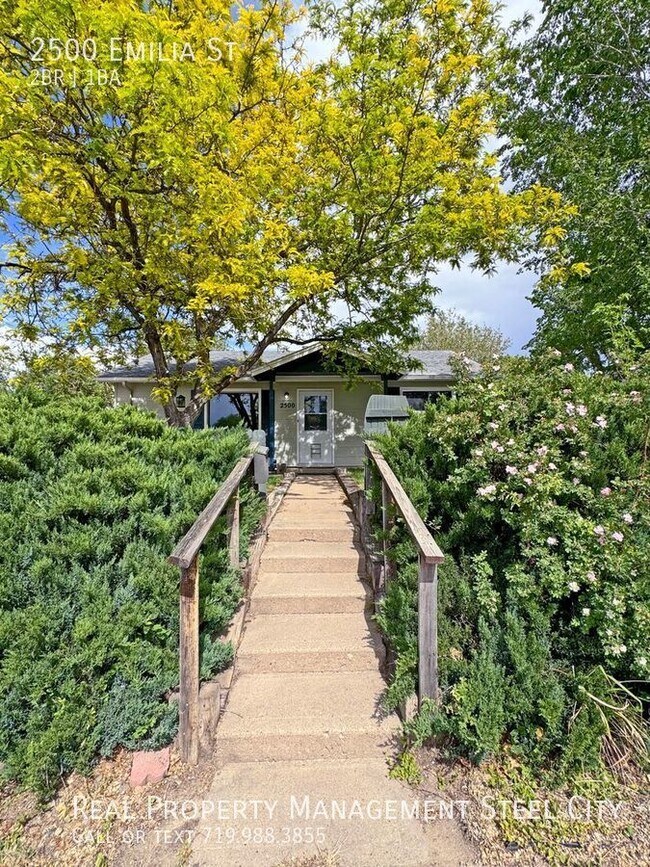 Building Photo - Beautiful 2-bed, 1 bath Home