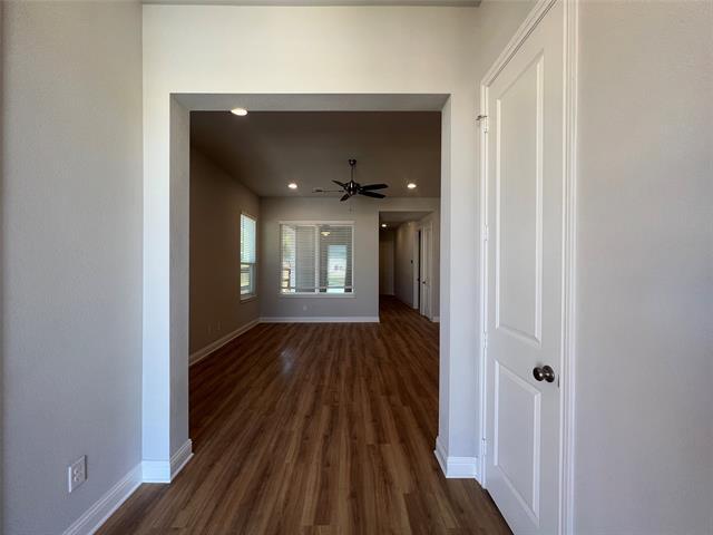 Building Photo - 6681 Overlook Dr
