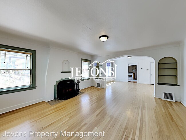 Building Photo - 3 br, 2 bath House - 310 N 24th Ave