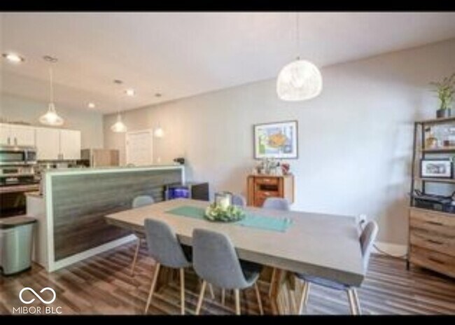 Foto del edificio - 952 E 34th St