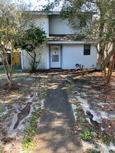 Building Photo - 152 Bayou Dr