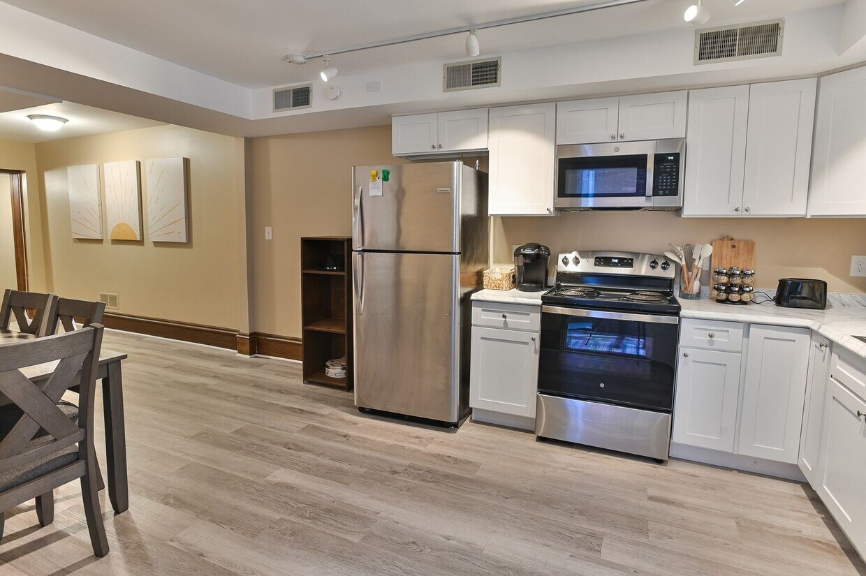 Foto principal - 119 Locust St