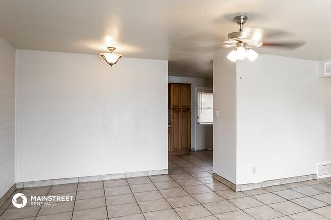 Building Photo - 6107 N 32nd Ave, Phoenix, AZ 85017