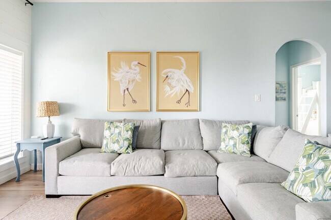 Foto del edificio - 994 Dolly St