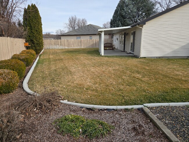 Building Photo - 2660 S Spring Bar Way