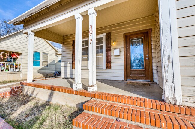Building Photo - 3017 Avenue G