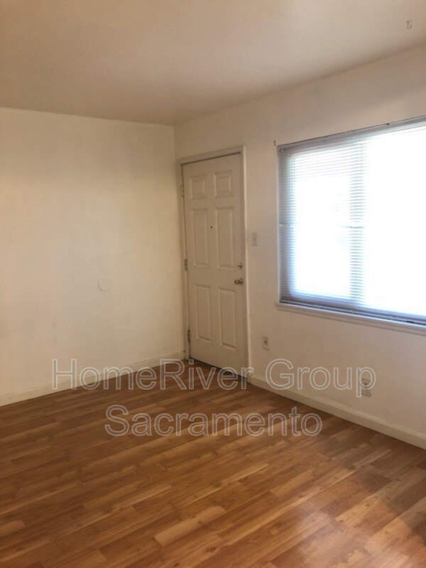 Foto del edificio - 2957 Howe Ave