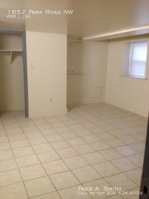 Foto del edificio - Two Bedroom Basement Apt in Mount Pleasant!