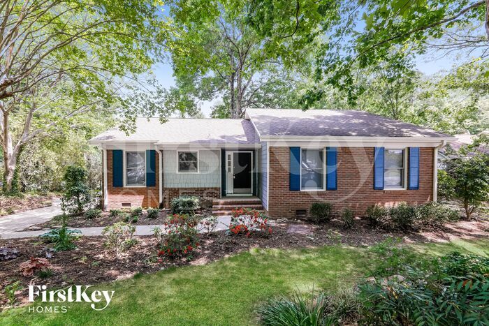Foto principal - 4914 Chestnut Lake Drive
