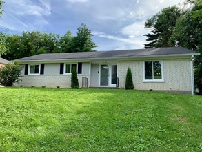 Building Photo - 2104 Terriwood Ct