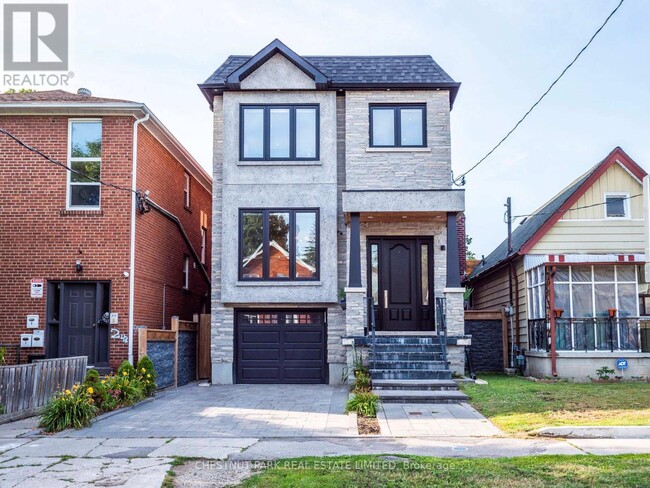 Building Photo - 246 Torrens Ave
