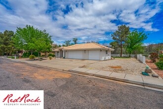 Building Photo - 1861 S Pt Dr