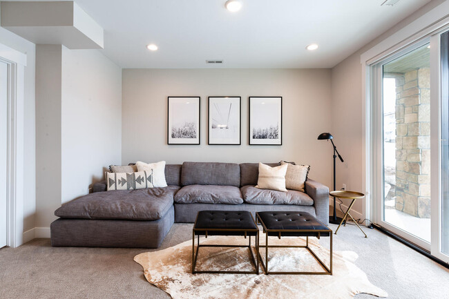 Foto del edificio - 11931 Shoreline Dr