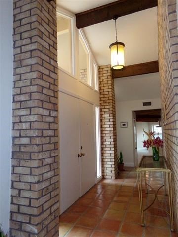 Building Photo - 580 N Major Dr