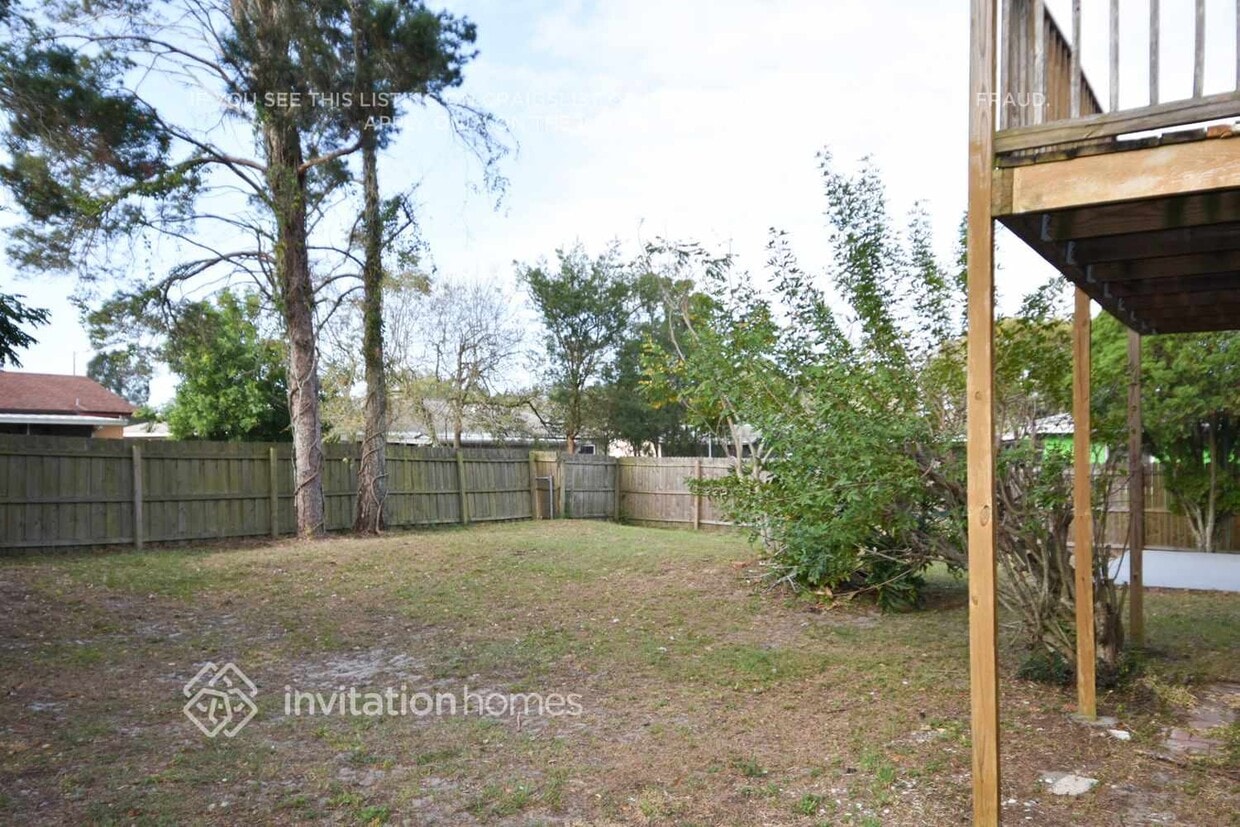 Foto del edificio - 1917 Derbywood Dr