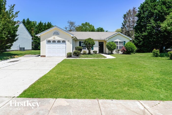 Primary Photo - 4190 Ivydale Ave SW