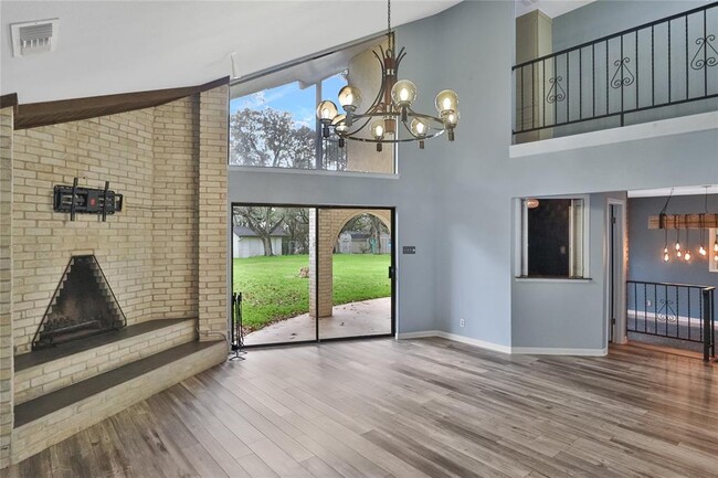 Building Photo - 9328 Blazing Star Trail