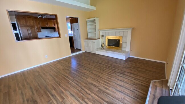 Foto del edificio - 2958 Rosette St