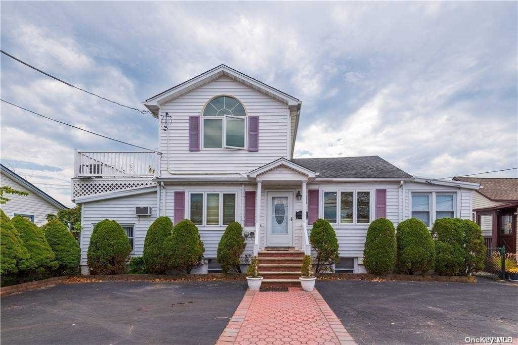 8 Pine Ln, Bayville, NY 11709 House Rental in Bayville, NY