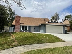 Building Photo - 3195 Newell Dr