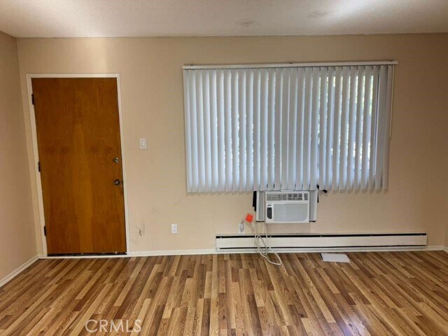 Foto del edificio - 6438 Mammoth Ave