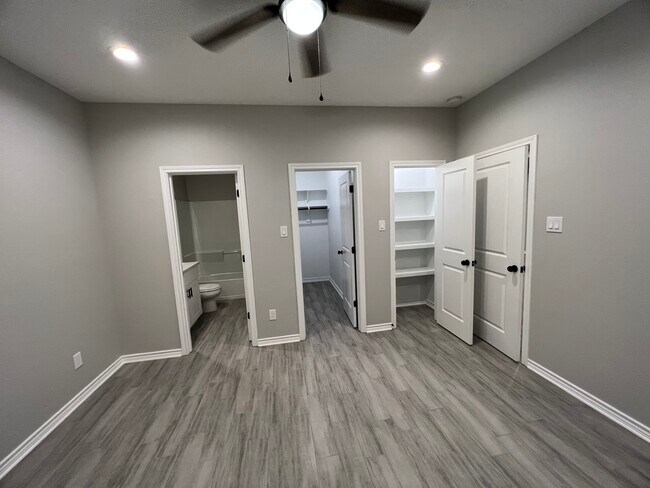 Foto del edificio - 409 Canal St