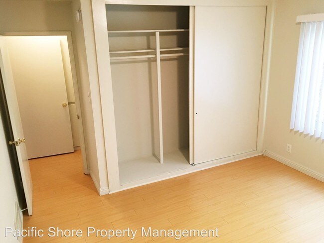 Foto del edificio - 3562 Jasmine Ave