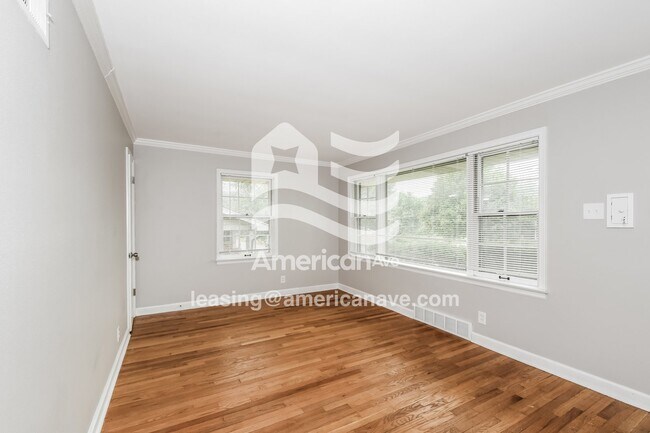 Building Photo - 9718 Durham Dr