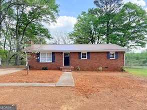 Building Photo - 239 Pope St