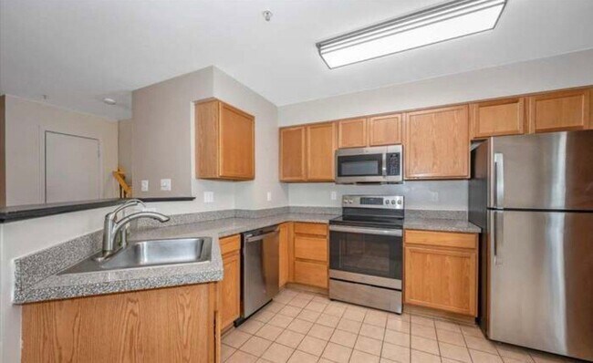 Foto del edificio - 4946 Whitney Terrace
