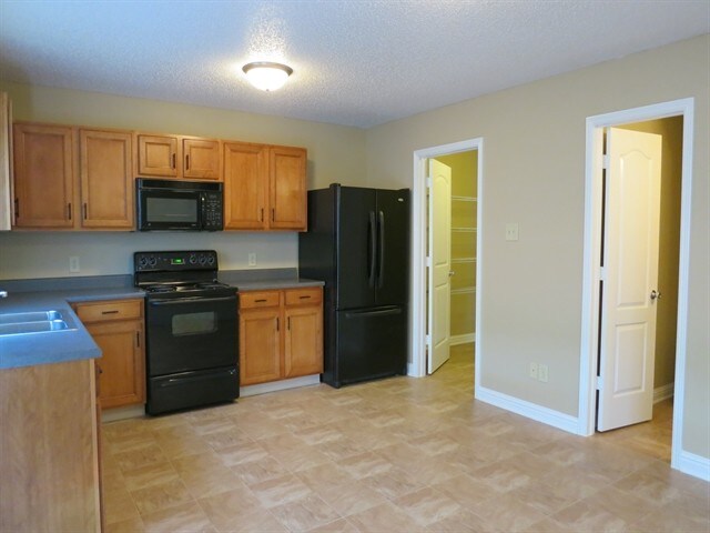 Building Photo - 8144 S Firefly Dr