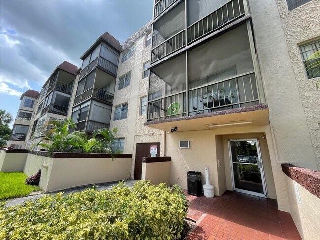 Foto del edificio - 7300 NW 17th St