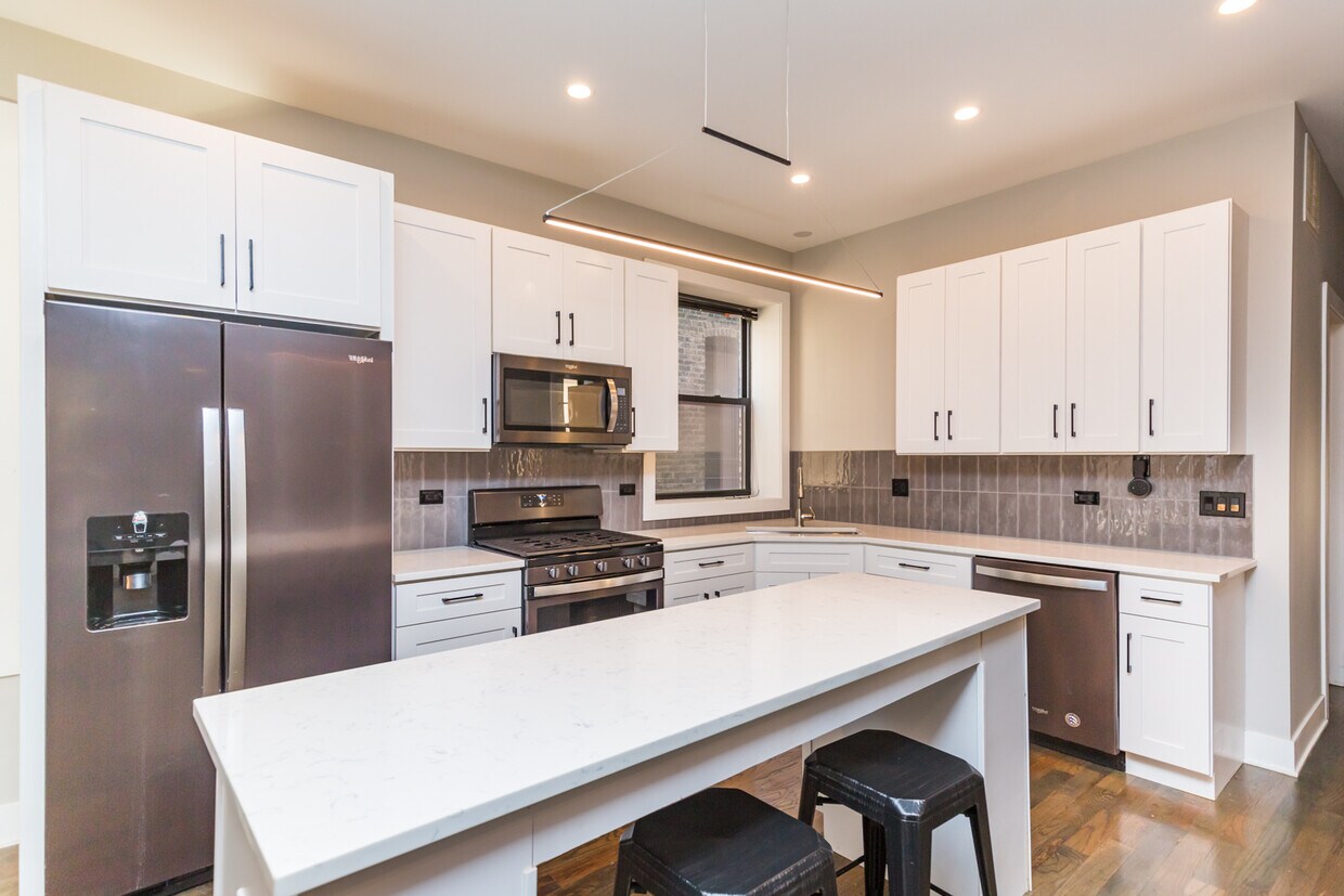 Foto principal - 1215 N Wolcott Ave