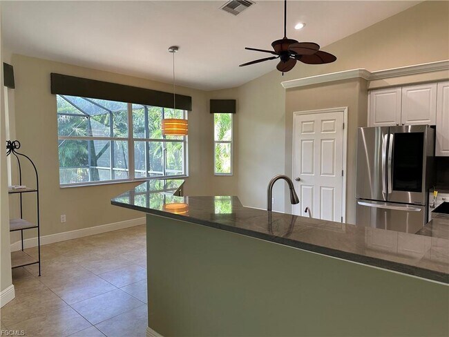 Foto del edificio - 1711 SW 45th St