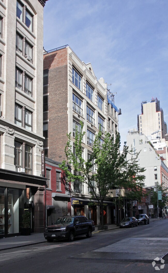 Primary Photo - 120-122 W 18th St