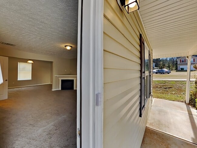 Building Photo - 4778 Tuong Yen Ct