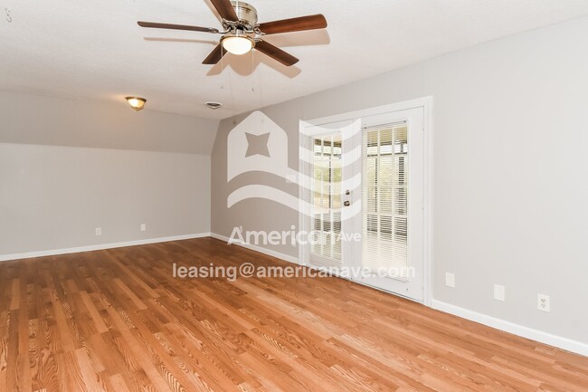 Building Photo - 100 Clearview Dr