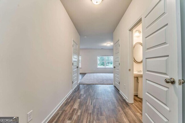 Foto del edificio - 8 Majestic Oaks Way NE