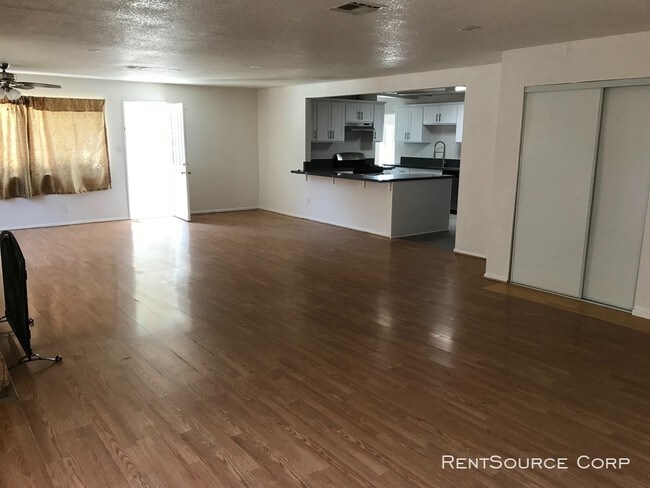 Building Photo - 43302 42nd St W