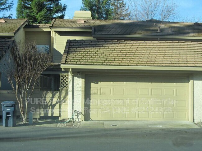 Building Photo - 8429 Creekridge Cir