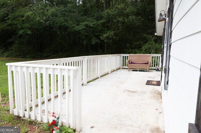 Building Photo - 1594 Pates Creek Rd