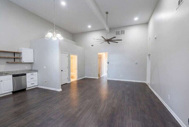 Foto del edificio - 226 Polar Rock Rd SW